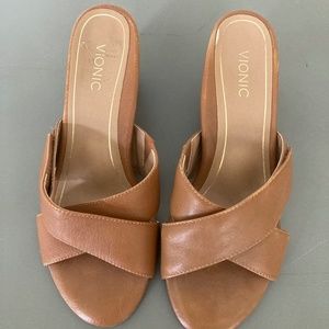Vionic Cognac Lorne Slide Heal Adjustable Strap